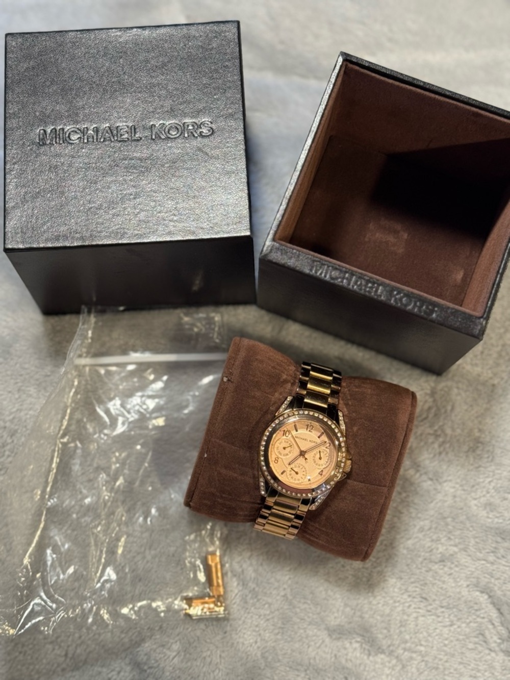 Women’s Micheal Kors watch